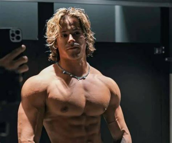 Alex Eubank Biography, Height, Age, Birthday, Girlfriend, Networth