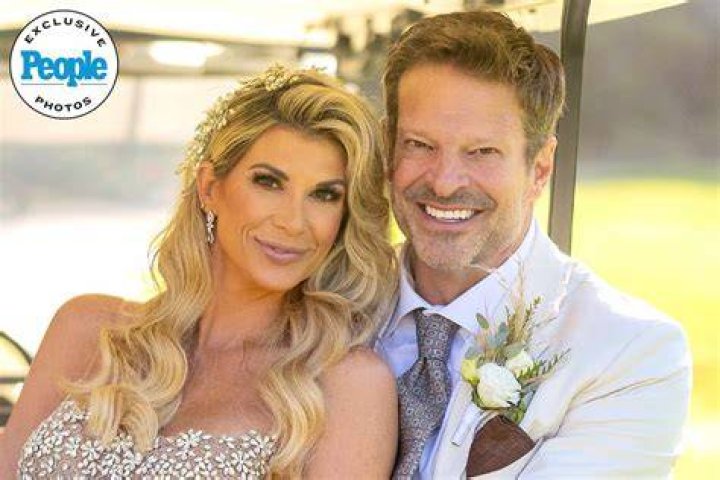 Alexis Bellino, John Janssen 'not boyfriend and girlfriend' amid new