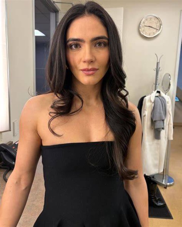 Arienne Mandi Instagram