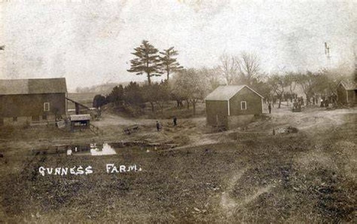 Belle Gunness Farm How Many Did She Bury There?