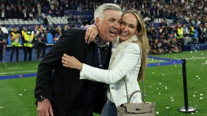 Carlo Ancelotti e mariann barrena mcclay Foto stock Alamy