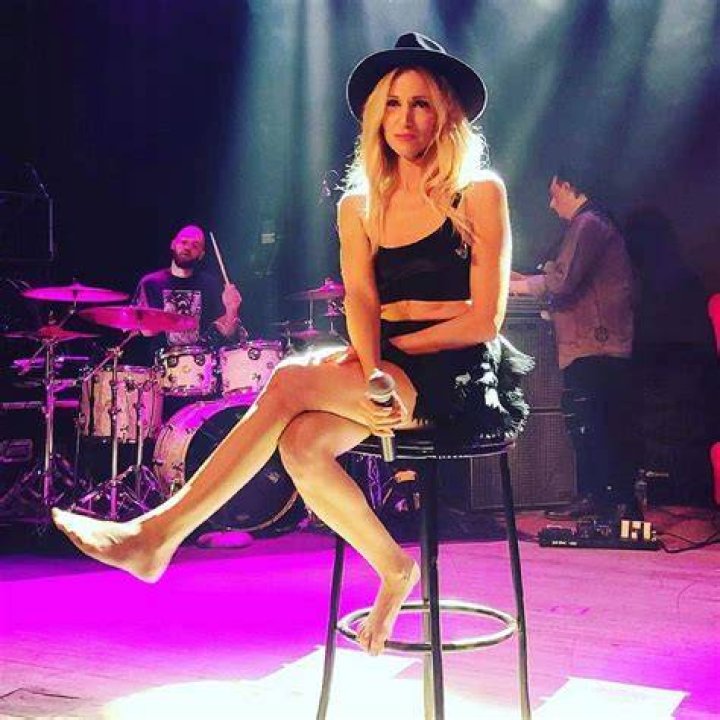 Debbie Gibson's Marriage: Unveiling Secrets To A Lasting Union