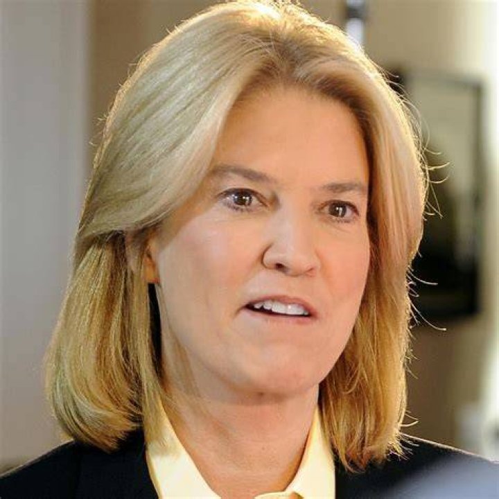 Greta Van Susteren Bio, Net Worth, Height