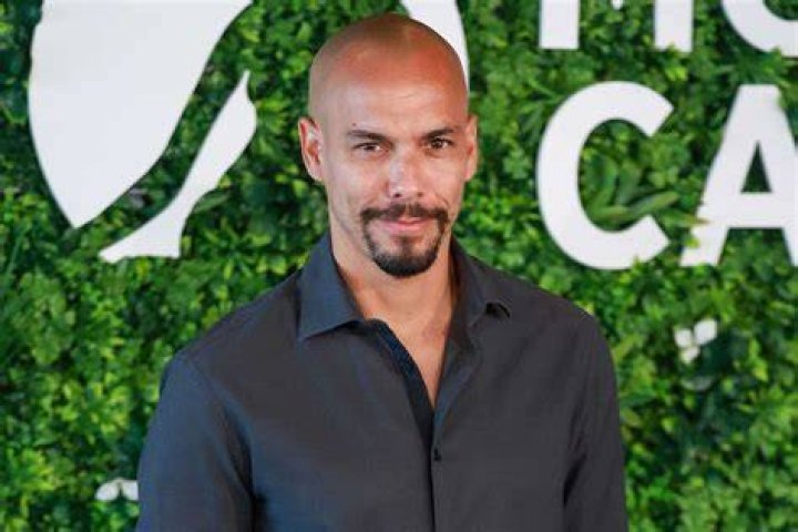 How Tall Is Bryton James?
