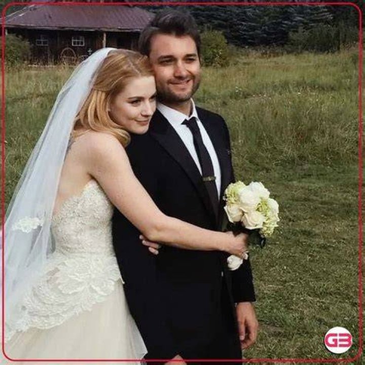 Inside Alexandra Breckenridge and Husband Casey Hooper&rsquo;s Married Life