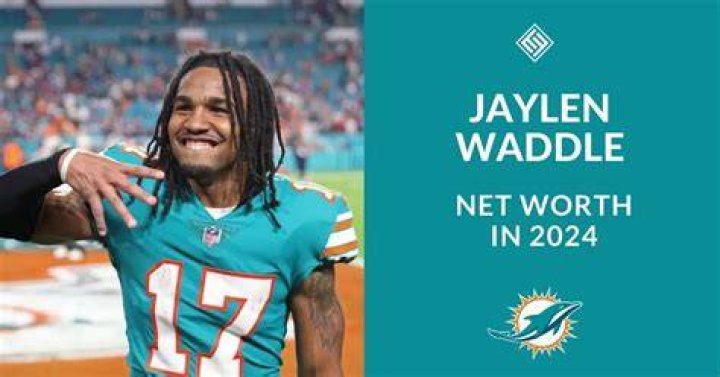 Jaylen Waddle Net Worth 2022/2021, Age, Height, Bio, Family, Wiki...