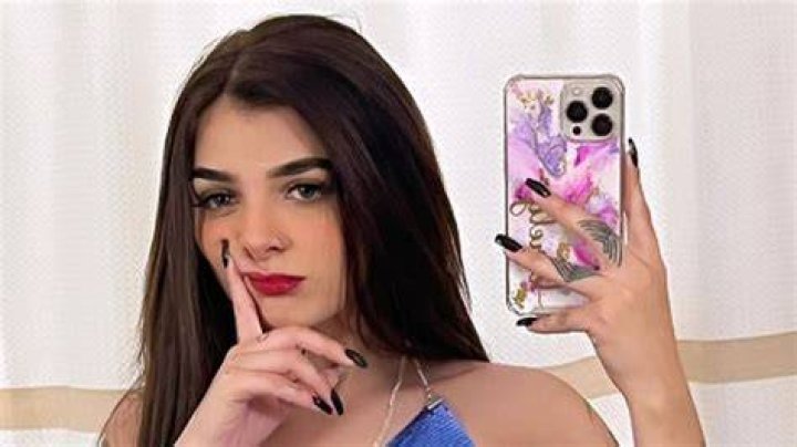 Karely Ruiz comparte dirección para que fans le envíen regalos Grupo