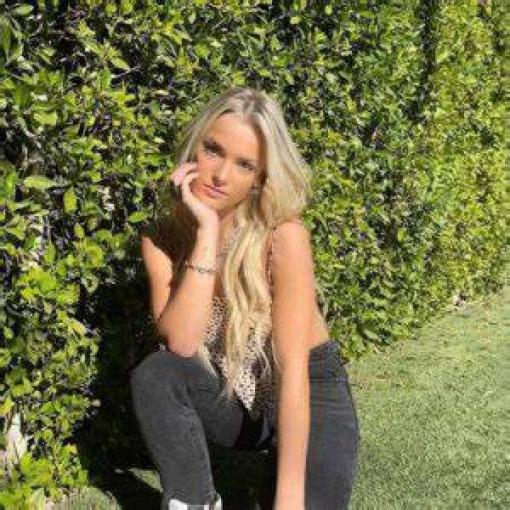 Katerina Carney (Tiktok Star) Wiki, Biography, Age, Boyfriend, Family