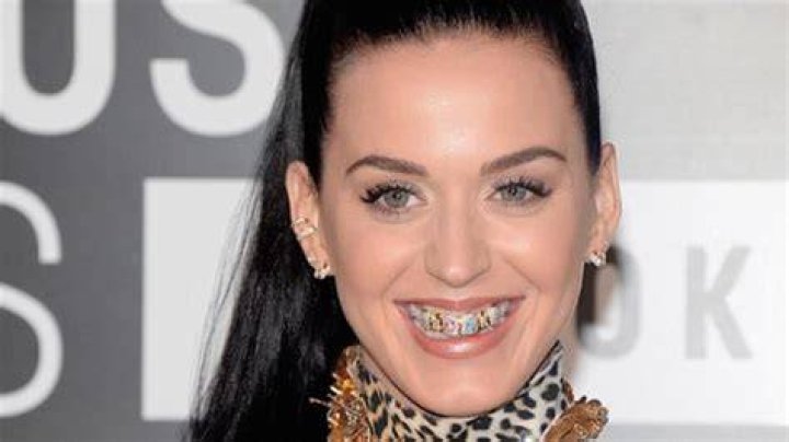 Katy Perry White Teeth