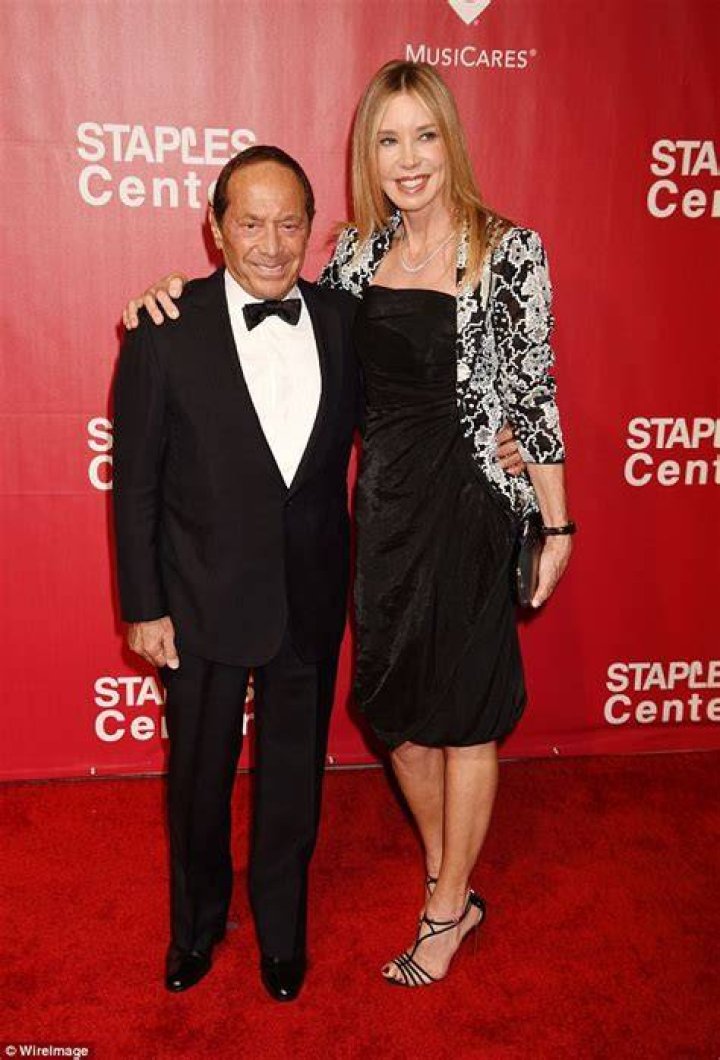 Lisa Pemberton (Paul Anka Wife) Age, and Wikipedia