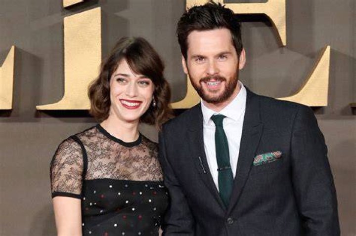 Lizzy Caplan Marries Tom Riley in Italy — See Their Adorable Wedding Photo!