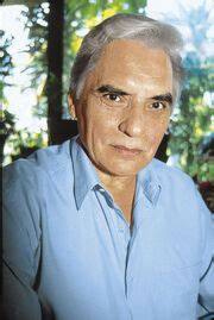 Manuel Ojeda Wiki Young, Photos, Ethnicity & Gay or Straight