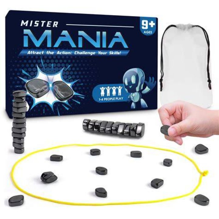 MISTER MANIA April 2011