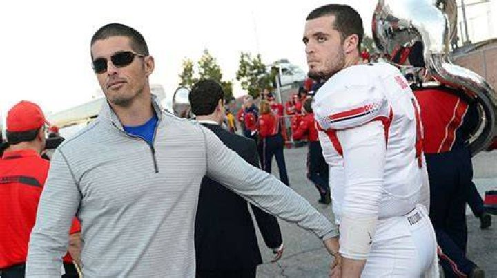 NFL teams considering signing David Carr if they draft younger brother