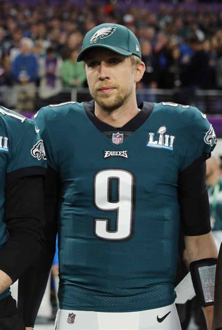 Nick Foles talks returning to practice after wife's miscarriage