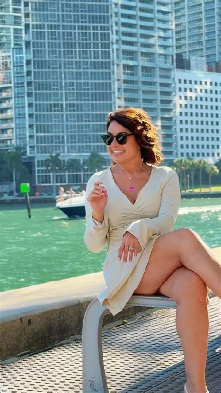 Penélope Menchaca on Instagram “¡Y este día celebro que mi cuenta ya
