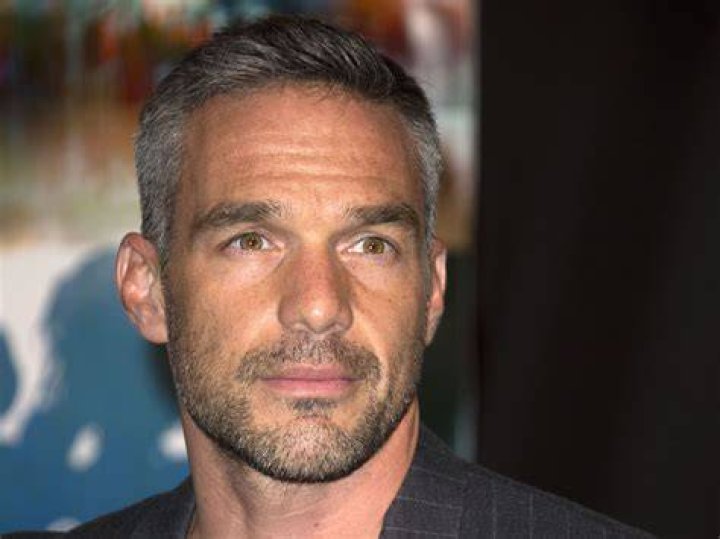 Profilage Phillipe Bas boulevers&eacute; apr&egrave;s la disparition... T&eacute;l&eacute; Star