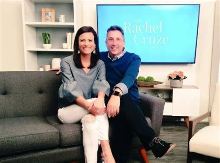 Rachel Cruze 2023 Husband, net worth, tattoos, smoking & body