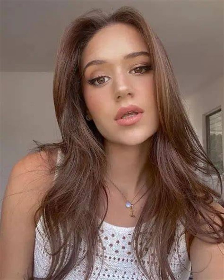 Riley Lewis Tiktok Star Wiki Biography Age Boyfriend Family Images