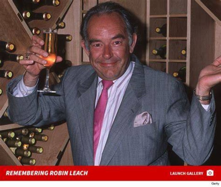 Robin Leach dies, host of ‘Lifestyles of the Rich and Famous