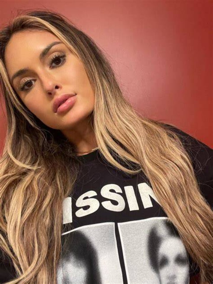 Stream episode Julia Rose on Getting Arrested For Her Onlyfans, IG