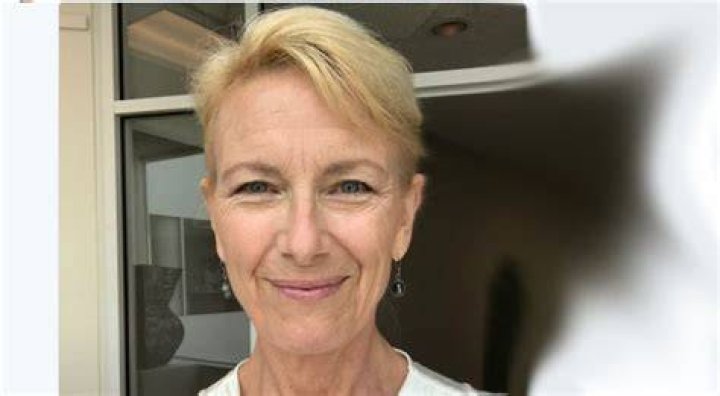 The Husband Of Leslie Hendrix Revealed