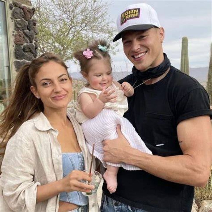 The Schnacky Fam's Ella Schnacky, Here's All You Need Celebfortune