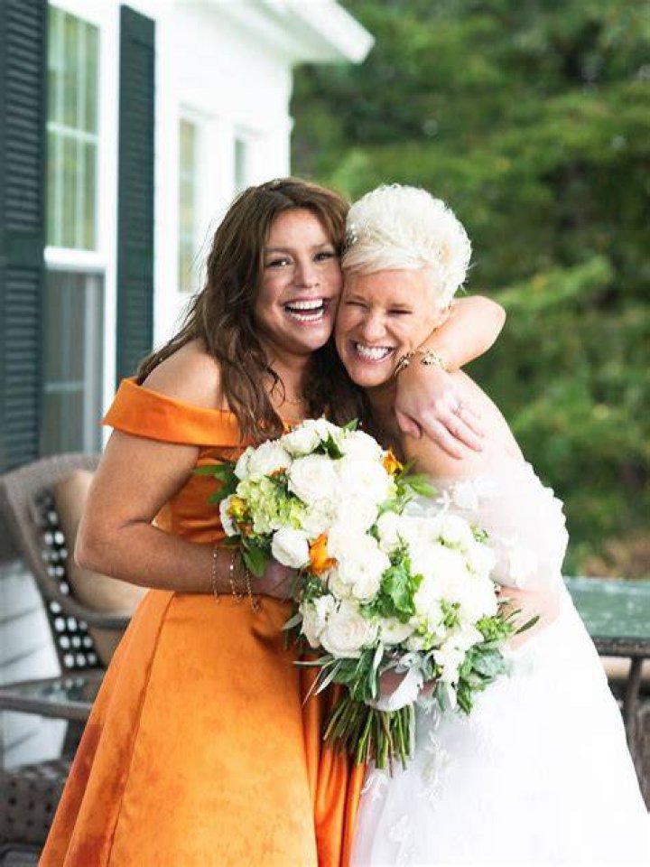 Real Housewives Of Salt Lake City: Jen Shah shares feelings of betrayal over dispute with designer 37 Truly shook: Meredith was shaken by this conversation and grabbed Lisa and said she had a very intense conversation with Cameron