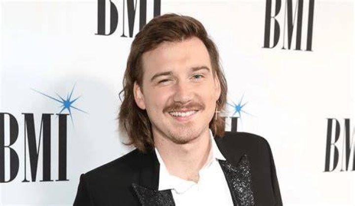 Wallen Bio, Net Worth, Dating, Girlfriend, Wife, Age