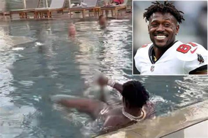 Watch Antonio Brown Leaked Gigantic Eggplant On Snapchat, Chelsie