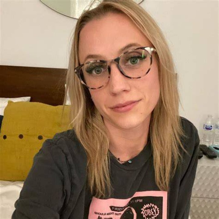 Who Is Kat Timpf Age Height Salary Net Worth Husband Assault My XXX