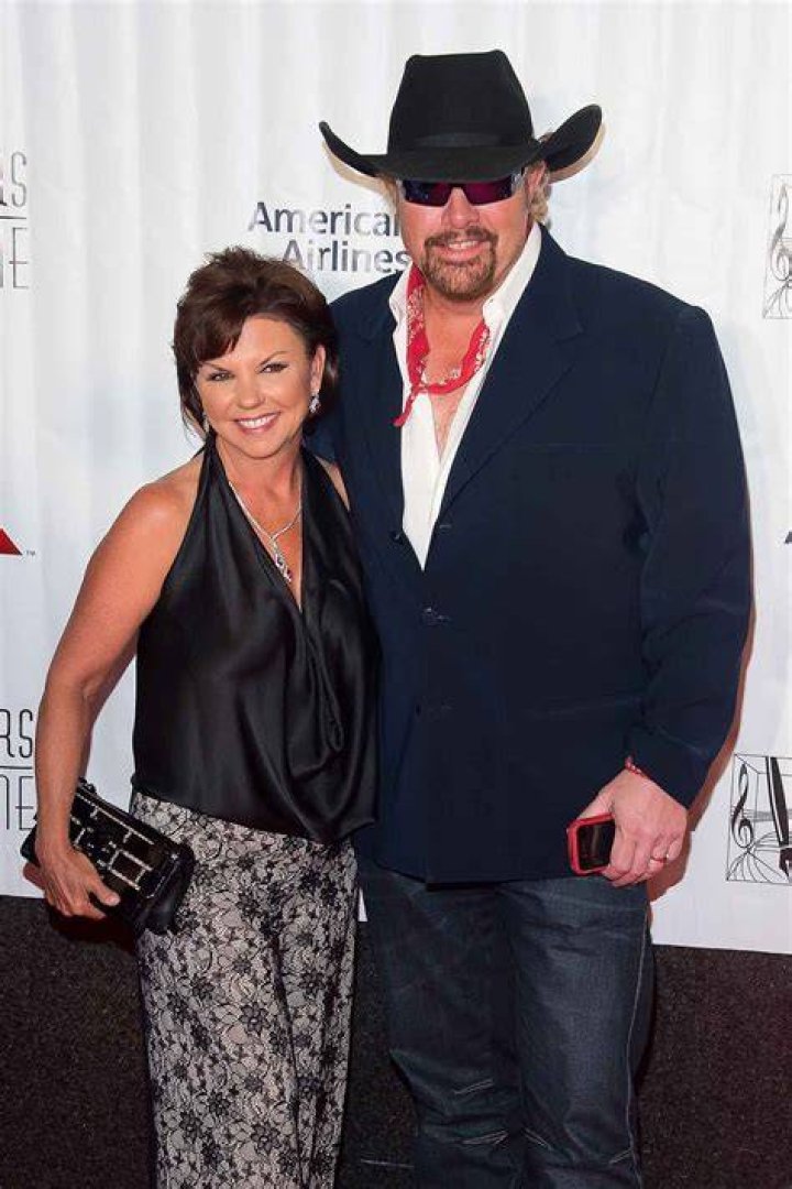 Who is Keith Lee&rsquo;s wife, Ronni? The US Sun